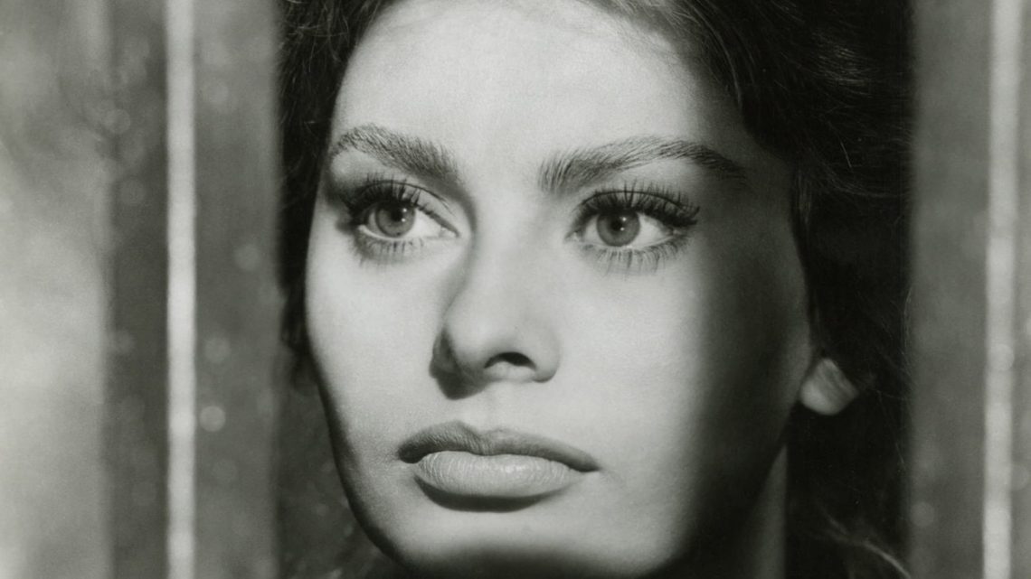 sofia loren sumbolo gunaikeias saginis etwn 80 4.w hr Σοφία Λόρεν: Η τελευταία θεά δεν είναι ελληνίδα