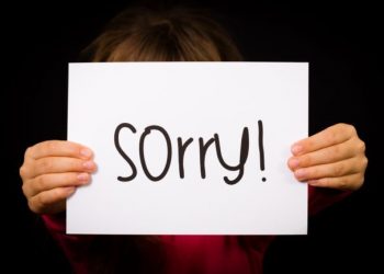 sorry littlegirl e1467994894420 Υπάρχουν δύο ειδών άνθρωποι...