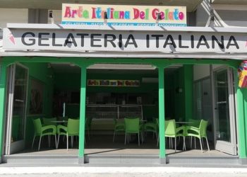 H αυθεντική ιταλική γεύση παγωτού κρύβεται στο Λουτράκι