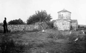 Ο ναός του Αγίου Εύπλου σε φωτογραφία του 1902 