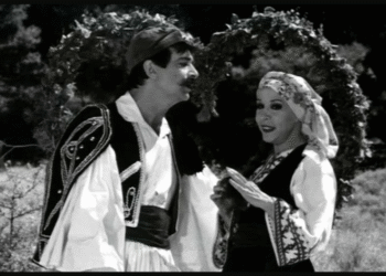 Οι έρωτες του καλοκαιριού: Μπήλιω+ Λιάκος= L.F.E | Ζήτω τ’ αγόρια του χωριού!