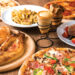 Delivery Athens: Burger - Σουβλάκια - Pizza 122 Μετρώντας Χιλιόμετρα: Φιγούρες στον δρόμο