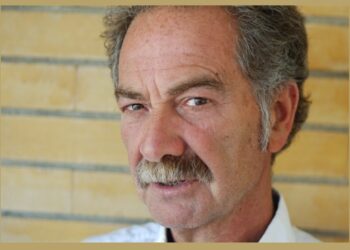 Οι «Παλιοί Λογαριασμοί» του Γρηγόρη Αζαριάδη … ξανανοίγουν από τις εκδόσεις Bell