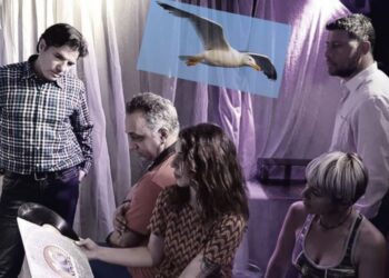 Θεατρίνων Θεατές στο ατμοσφαιρικότατο Studio Κυψέλης