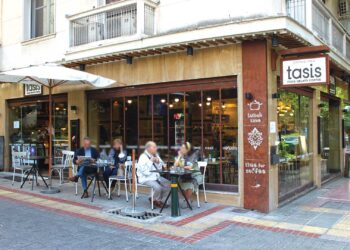 Tasis: Το… σπιτικό brunch της Κυψέλης βρίσκεται στον πεζόδρομο της Χανίων
