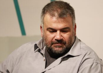 Tα τραγούδια λένε πάντα την αλήθεια | Θανάσης Γιώγλου