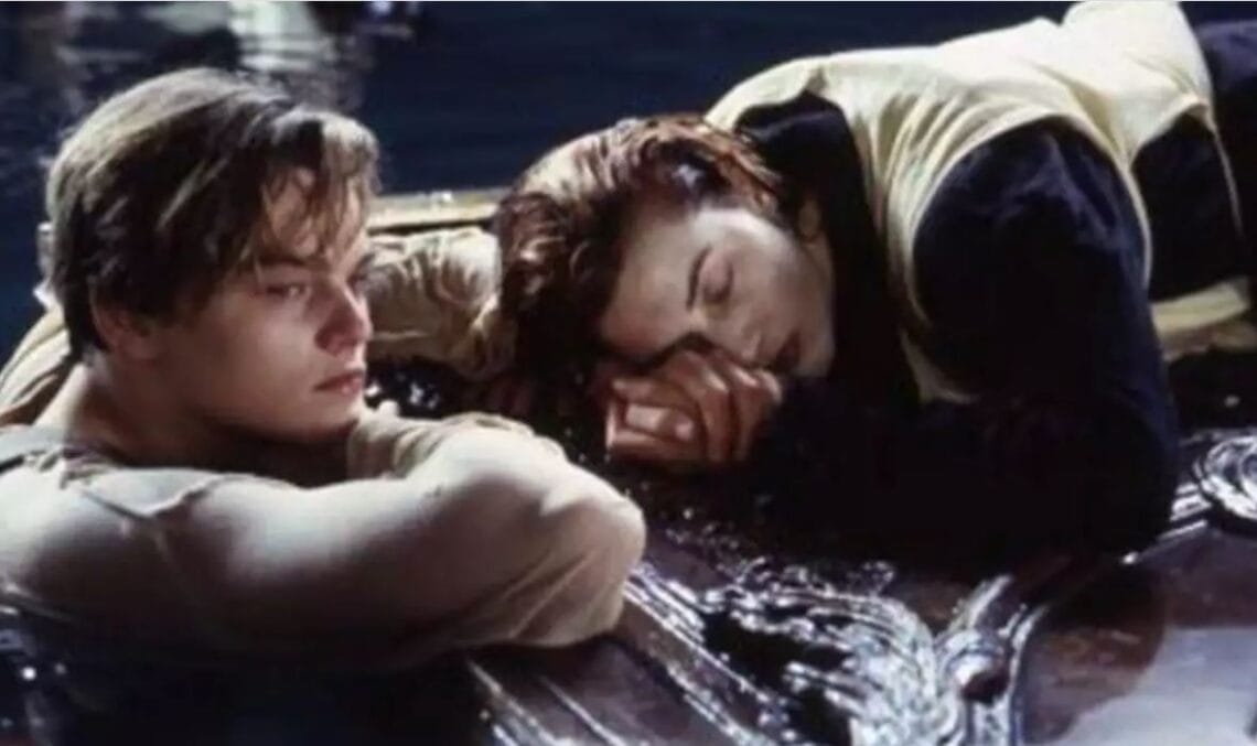 TITANIC Ένα από τα πιο εμβληματικά αντικείμενα της ταινίας «Τιτανικός» πωλήθηκε σε δημοπρασία για πάνω από $700.000