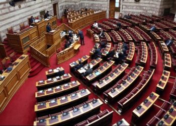 Συνεχίζεται στη Βουλή για 2η μέρα η συζήτηση για τα μη κερδοσκοπικά πανεπιστήμια