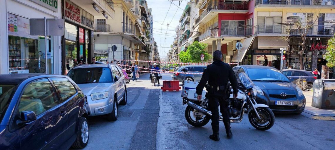 plateia kypselis 2 Εντοπίστηκε οβίδα στην Πλατεία Κυψέλης – Κυκλοφοριακές ρυθμίσεις