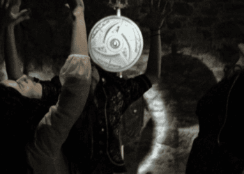 Επανατελετουργοποιημένος Τσέχωφ στο λιβανισμένο (και με αποξηραμένο φασκόμηλο) «κελάρι» του BIOS