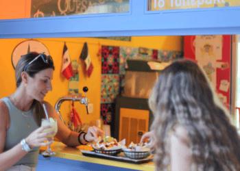 LOS TACOS: Authentic Mexican Street food delights
