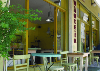 Plateia: Authentic greek dining