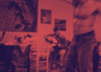 Ξεκάλτσωτα ρεμπέτικα: «Γίνομαι άνδρας»