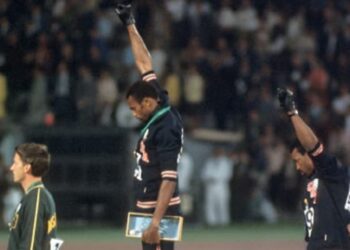 Η Ποίηση των γηπέδων: Μνήμες Μεξικού 1968