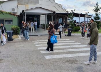 Αθήνα-Θεσσαλονίκη, «πετώντας»