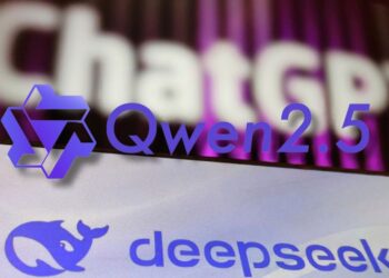 Ο πόλεμος της τεχνητής νοημοσύνης: Η Alibaba ανεβάζει τον πήχη με νέο AI μοντέλο που «ξεπερνά σε όλα» ChatGPT και Deepseek