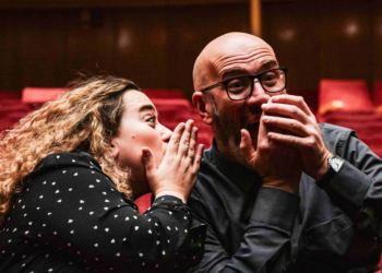 Stand-up Symphony, με τον Δημήτρη Δημόπουλο και τη Φαίδρα Γιαννέλου στο Ολύμπια, Δημοτικό Μουσικό Θέατρο «Μαρία Κάλλας»