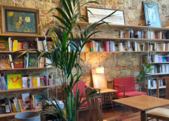 That’s my spot: Στο Zátopek book café