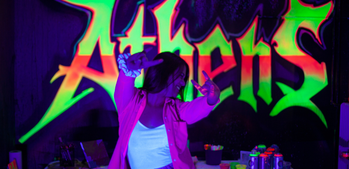 Jenga’s Mondays: Στο Awesome Athens Art Lab 105 neon jeng Jenga’s Mondays: Στο Awesome Athens Art Lab
