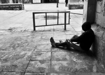 Οι Τοξικοεξαρτημένοι στον Χάρτη της Αθήνας | Συνέντευξη με τον Ηρακλή Καραμπάτο