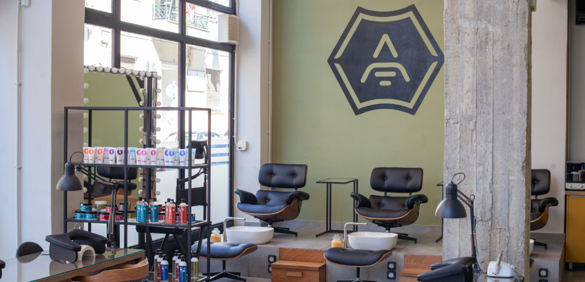 123 Anywhere St. Any City1 20 Apis Care Corner: Κάνε κάτι όμορφο για σένα
