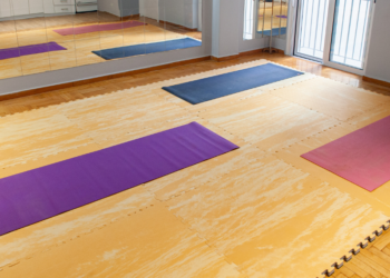 Epignosis yoga studio: Βάλε τη yoga στη ζωή σου 116 Epignosis yoga studio: Βάλε τη yoga στη ζωή σου