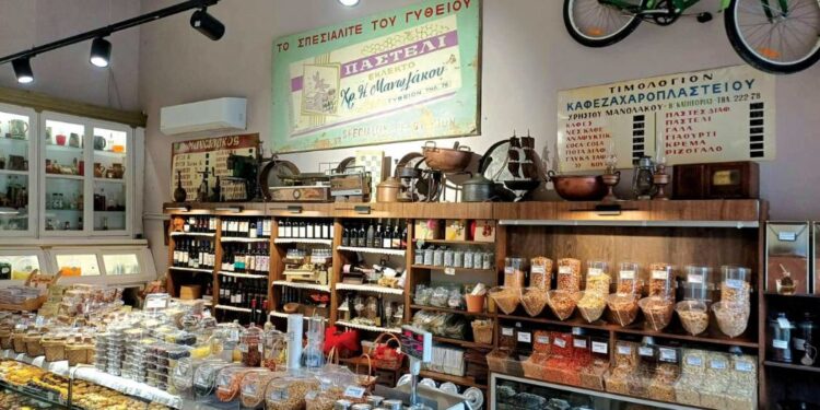 Παραδοσιακό από το 1902, Μανωλάκος: Τέσσερις γενιές γεύσης και παράδοσης! 109 Παραδοσιακό από το 1902, Μανωλάκος: Τέσσερις γενιές γεύσης και παράδοσης!