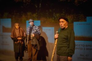 «ΜΕΤΑΝΑΑΑΑΣΤΕΣ» ή «Είμαστε πάρα πολλοί πάνω σ'αυτήν τη βάρκα» του Ματέι Βιζνιέκ στο θέατρο Σημείο 109 cac83ed4 8aef 2b2a 62fe ff7a33260833 «ΜΕΤΑΝΑΑΑΑΣΤΕΣ» ή «Είμαστε πάρα πολλοί πάνω σ'αυτήν τη βάρκα» του Ματέι Βιζνιέκ στο θέατρο Σημείο