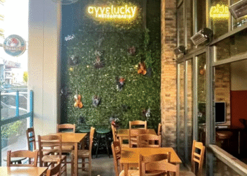 Όποιος έρχεται στο Αγγεlucky είναι τυχερός