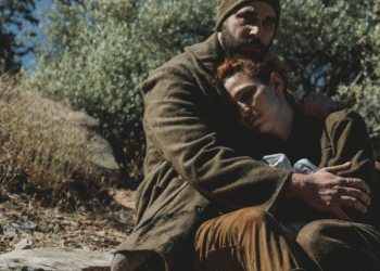 Αριστερόχειρες: Η Νεφέλη Μαϊστράλη και η ομάδα ΚΛΕΨύΔΡΑ μάς μιλούν για τον εμφύλιο και την συλλογική μνήμη