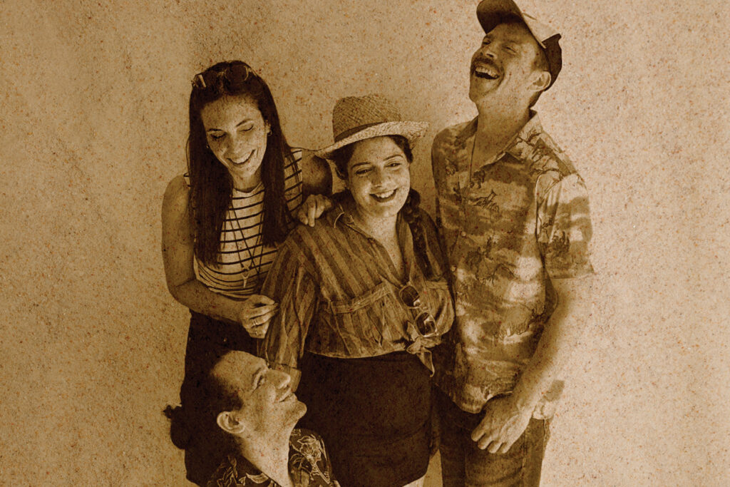 SLIDING SLALOM 1 Sliding Slalom / Στρογγύλη: Μια συναρπαστική site-specific παράσταση έρχεται στον Αρχαιολογικό Χώρο Ακρωτηρίου Σαντορίνης