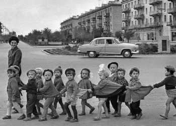 Γιατί «υπό σκέψη»; | Editorial τ.122