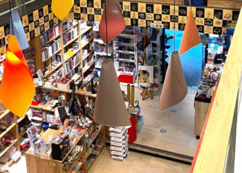 Η σχολική χρονιά μόλις ξεκίνησε και το BOOKS & BEANS είναι εδώ για να προσφέρει έμπνευση, γνώση, χαρά και δημιουργικότητα!