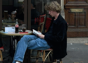 ΗΠΖ Explainer: Τι είναι το Performative Reading και το Brodernism και γιατί όλοι υμνούν το ακαταλαβίστικο (ανάγνωσμα);