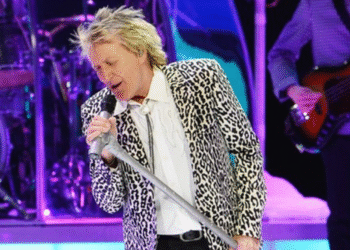 SIR ROD STEWART: 5 αξέχαστες επιτυχίες που ανυπομονούμε να ακούσουμε live!