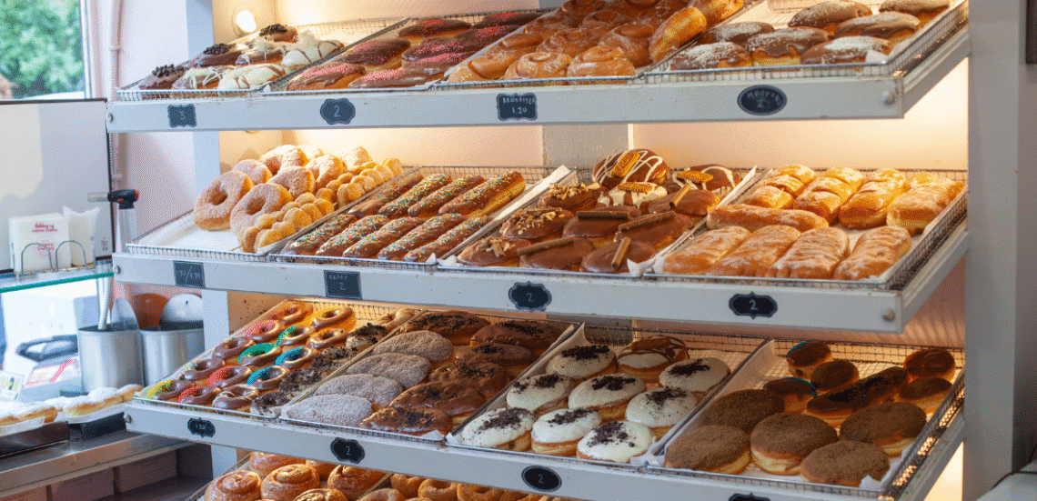123 Anywhere St. Any City3 2 Dennis donuts: Η αυθεντική αμερικάνικη συνταγή