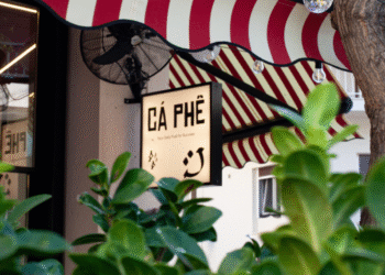 caphe Jenga’s Mondays: Στο Cá Phê της Κυψέλης