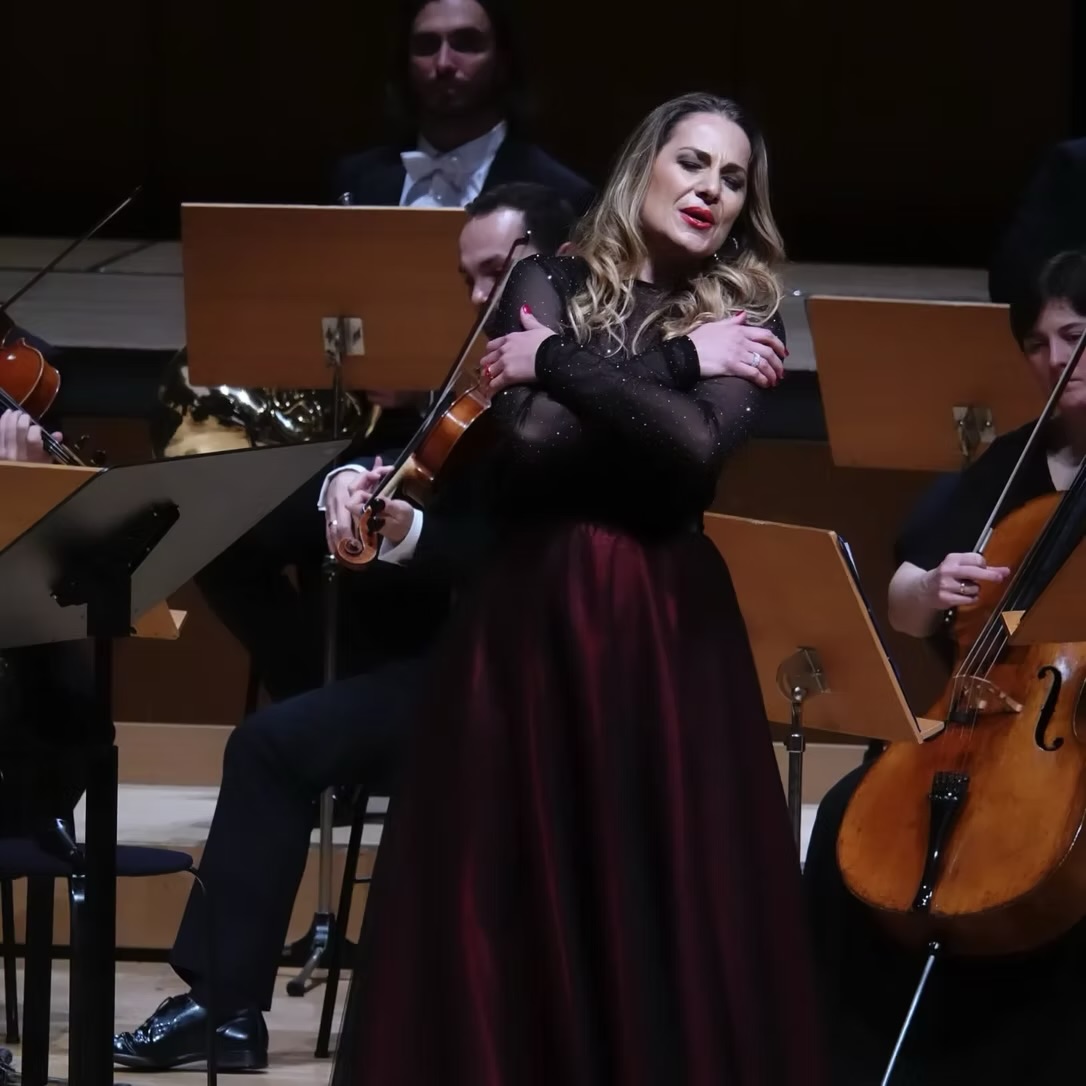 Πεπρωμένον φυγείν... Ομηρικές ηρωίδες στις ιταλικές καντάτες του 17ου αιώνα 108 MΑΙΡΗ ΕΛΕΝ ΝΕΖΗ Πεπρωμένον φυγείν... Ομηρικές ηρωίδες στις ιταλικές καντάτες του 17ου αιώνα