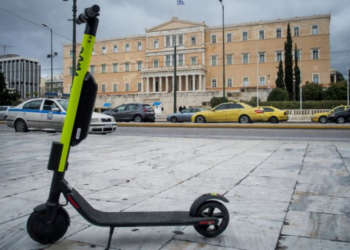 Πατινάροντας στην Αθήνα: Πώς ένα πατίνι μου άλλαξε τη ζωή