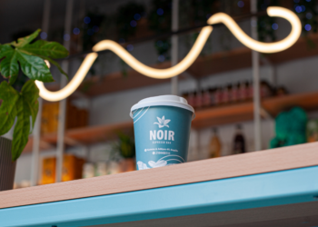 Noir Cafe: Eκεί που ξυπνά η γειτονιά
