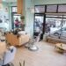 JJ Barbershop: Ποιός περιποιείται τη Νεάπολη Εξαρχείων;