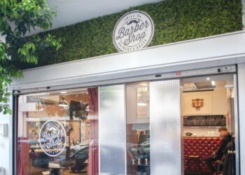 Bill’s Barbershop: Old school; Ναι! Old fashioned; Ποτέ!