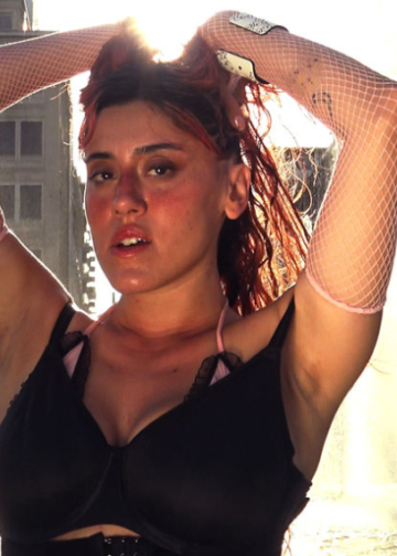 Νέο single και music video από VASSIŁINA για HEATSTROKE σε μία καυτή Αθήνα 107 Νέο single και music video από VASSIŁINA για HEATSTROKE σε μία καυτή Αθήνα