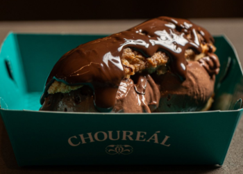 Choureal: Όταν το παγωτό συνάντησε το éclair 119 Choureal: Όταν το παγωτό συνάντησε το éclair