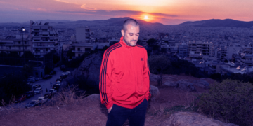 Pan Pan: Όταν το προσωπικό γίνεται κοινό, σε έναν «Αγοραφοβικό» Σεπτέμβρη