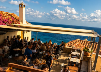 Αν βρεθείς στη Μονεμβασιά, το ΕΝΕΤΙΚΟ, είναι must!