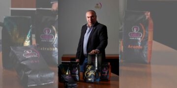 Νίκος Πάπας: «Δεν κάναμε ποτέ έκπτωση στην ποιότητα» | Μια επιχειρηματική διαδρομή με άρωμα espresso